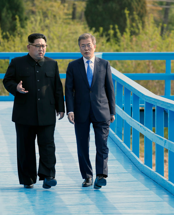 김정은 북한 국무위원장과 문재인 대통령