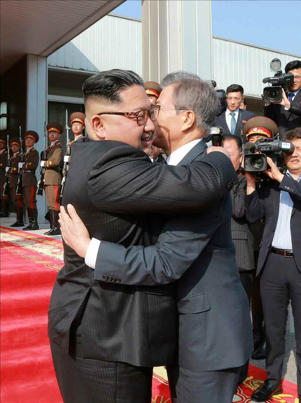 김정은 북한 국무위원장과 문재인 대통령